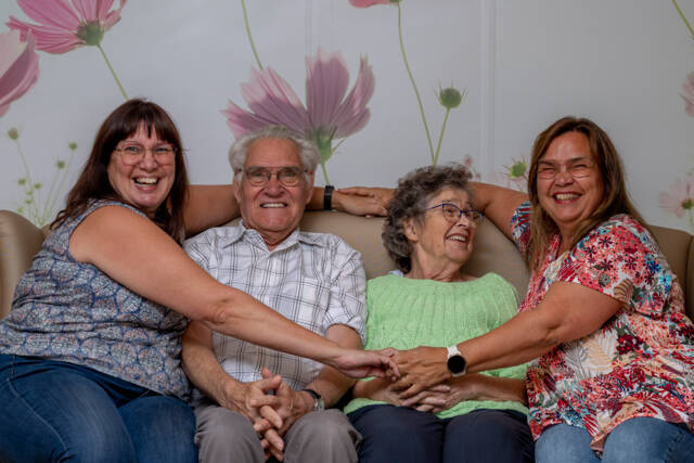 Een bewoner van tanteLouise met familie