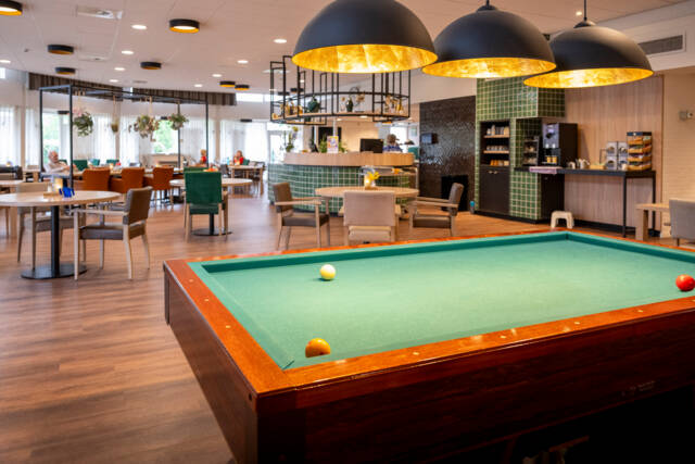 Foto van de biljarttafel in het restaurant