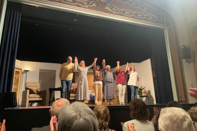 De 6 acteurs na afloop van de voorstelling