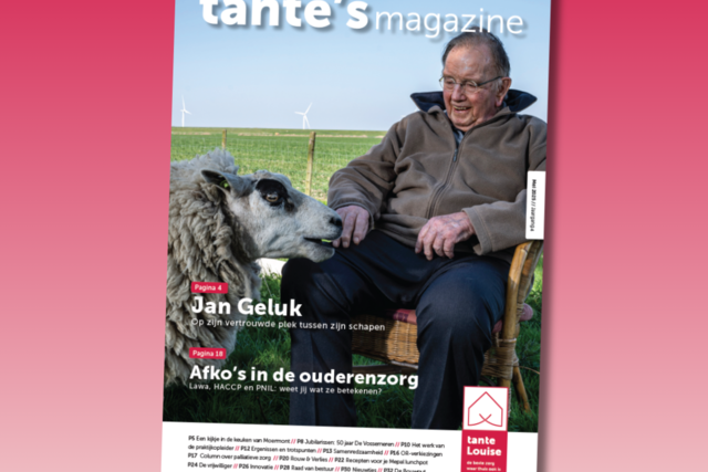 Jan schittert op de foto van tantes magazine